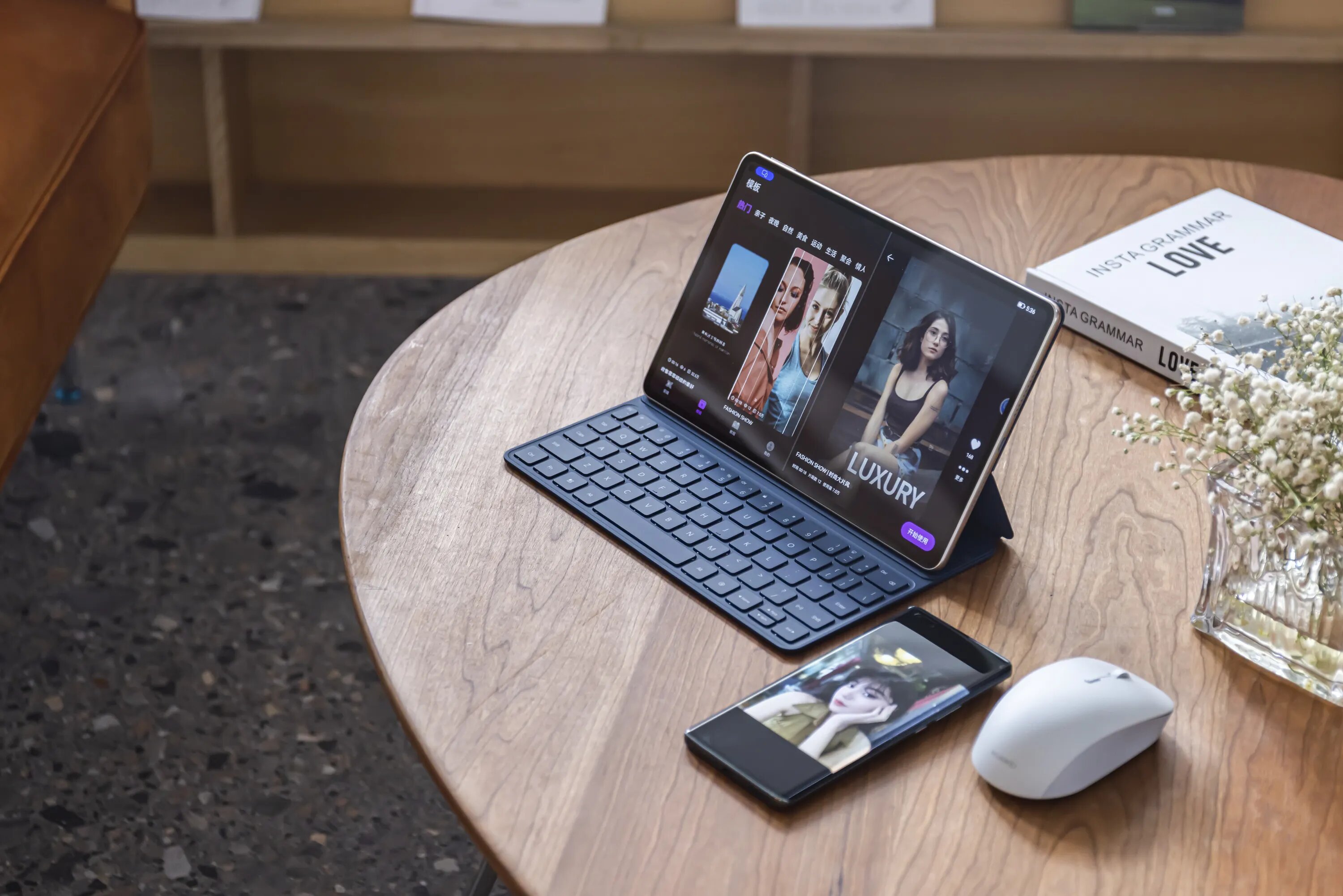 Méarchláir Apple Magic vs Smart Folio: Cén ceann is fearr?